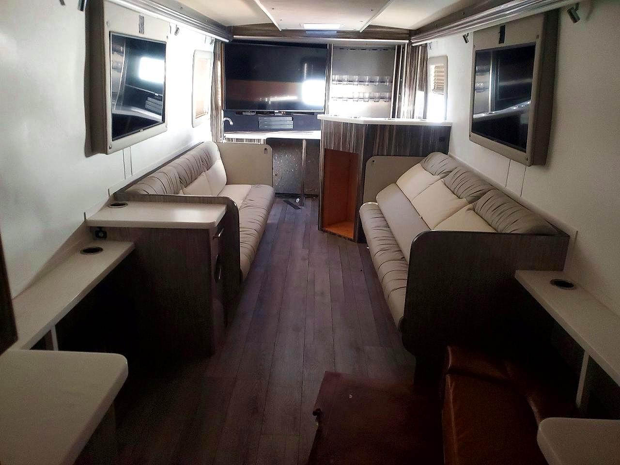 Prevost Xlii