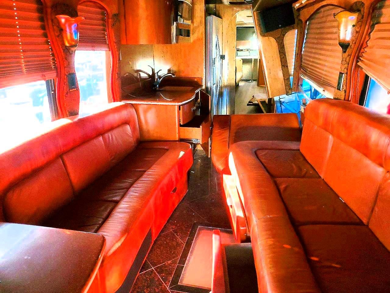 Prevost Xlii