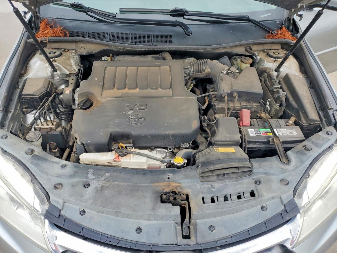 Toyota Camry Xle V6
