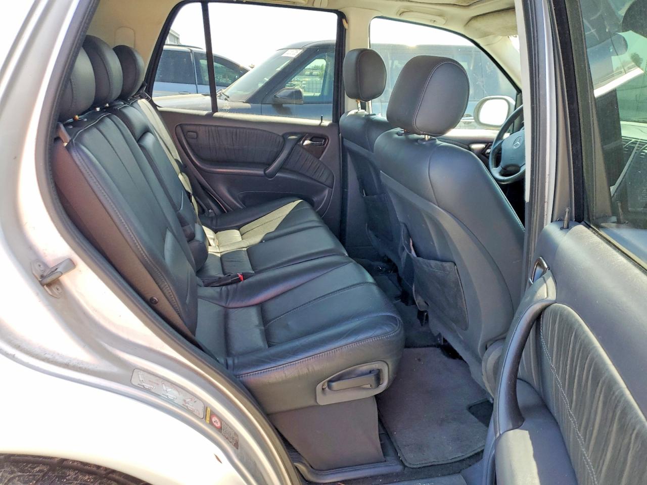 Mercedes-Benz M-Class 430