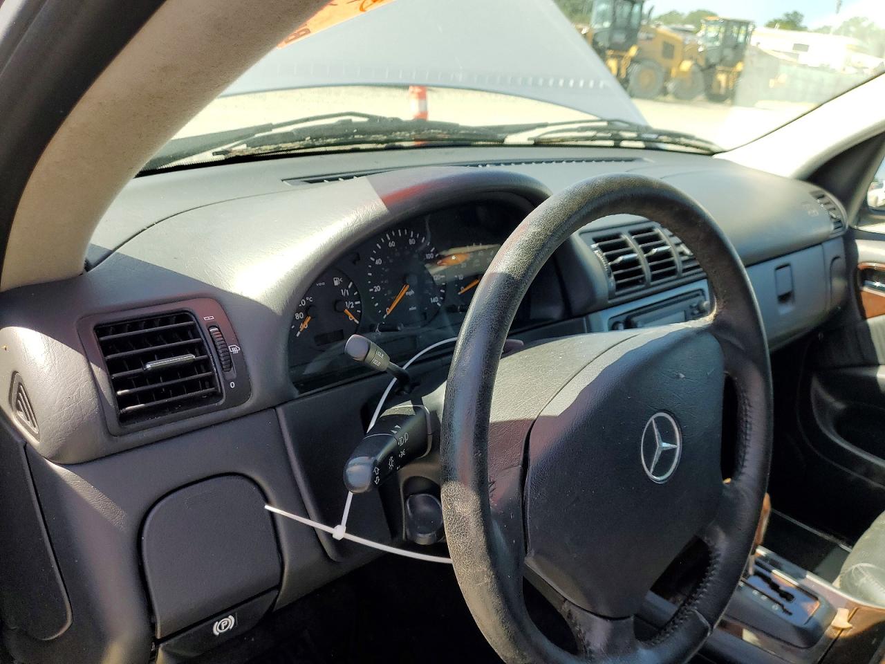 Mercedes-Benz M-Class 430