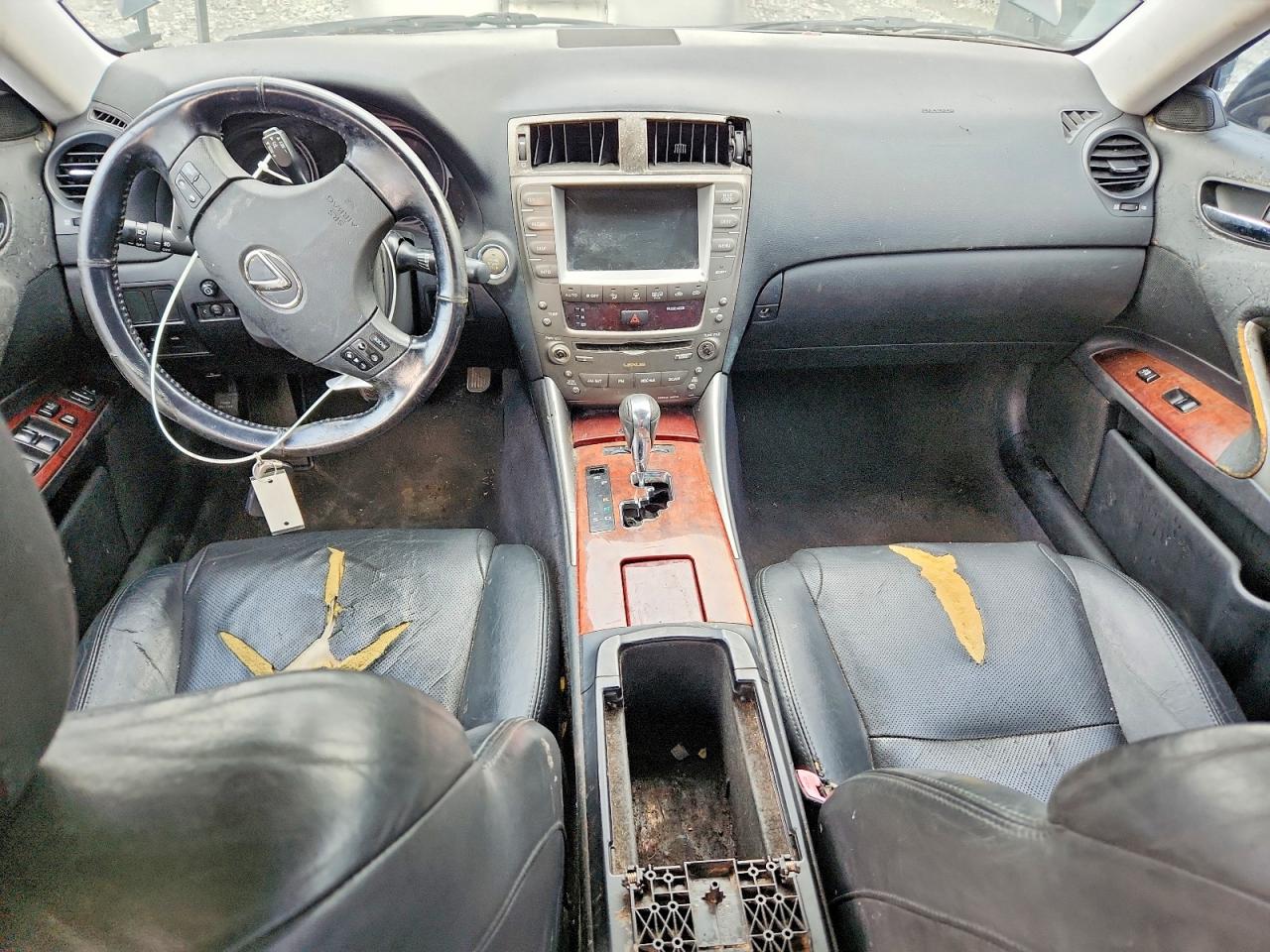 Lexus Is Base