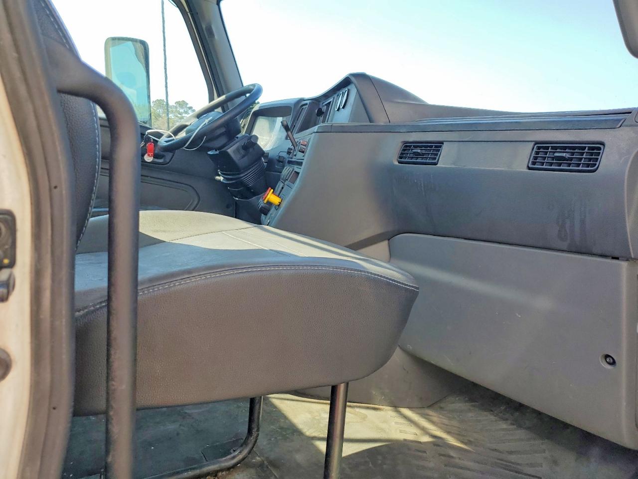 International Lt625