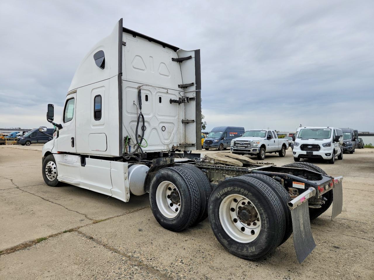 Freightliner Cascadia 126