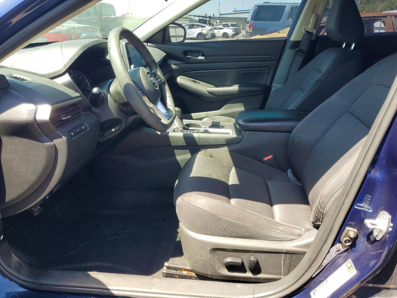 Nissan Altima S