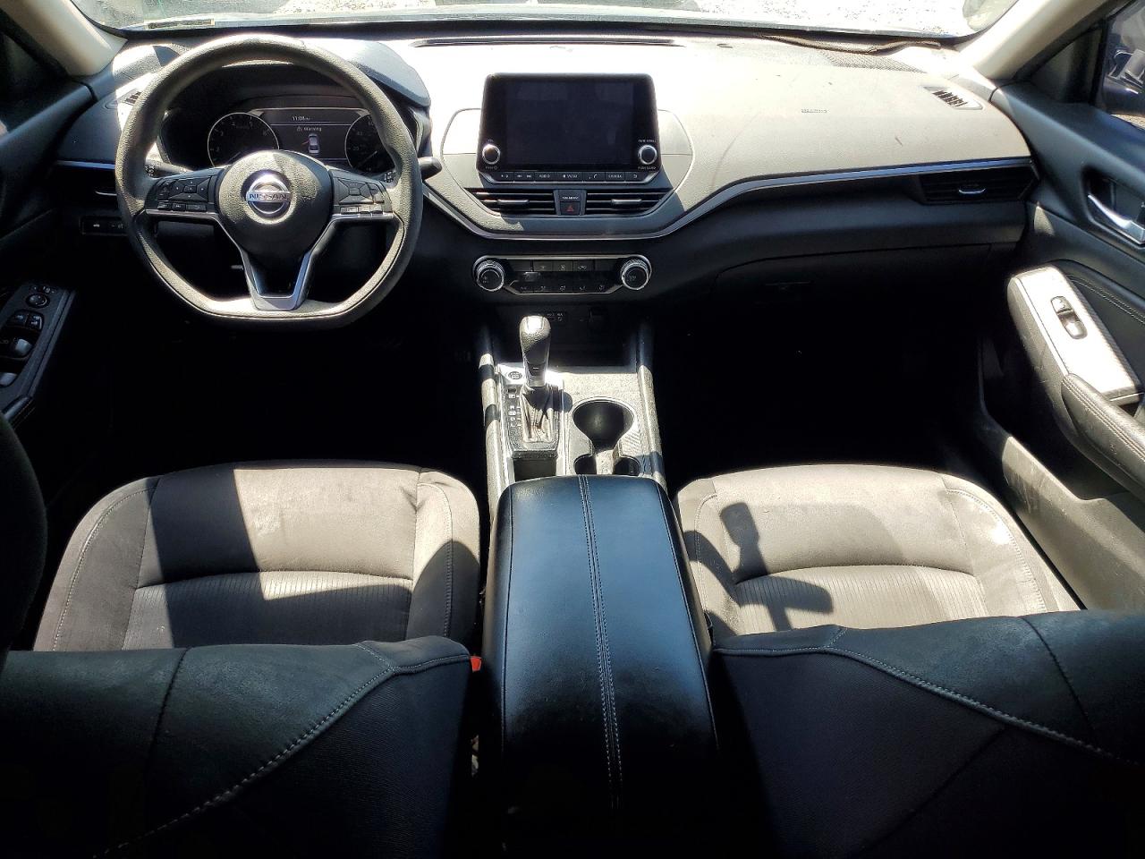 Nissan Altima S