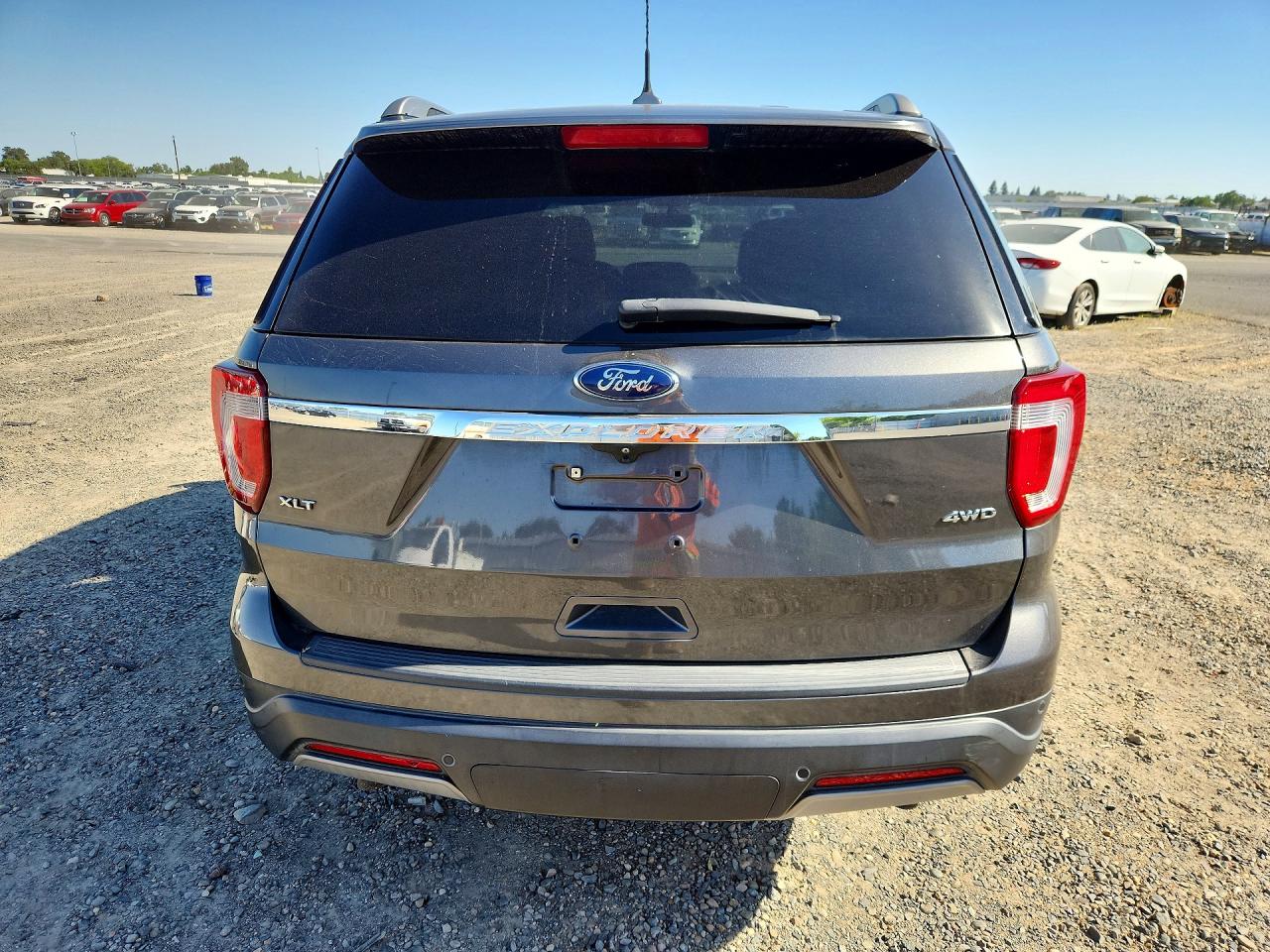 Ford Explorer Xlt