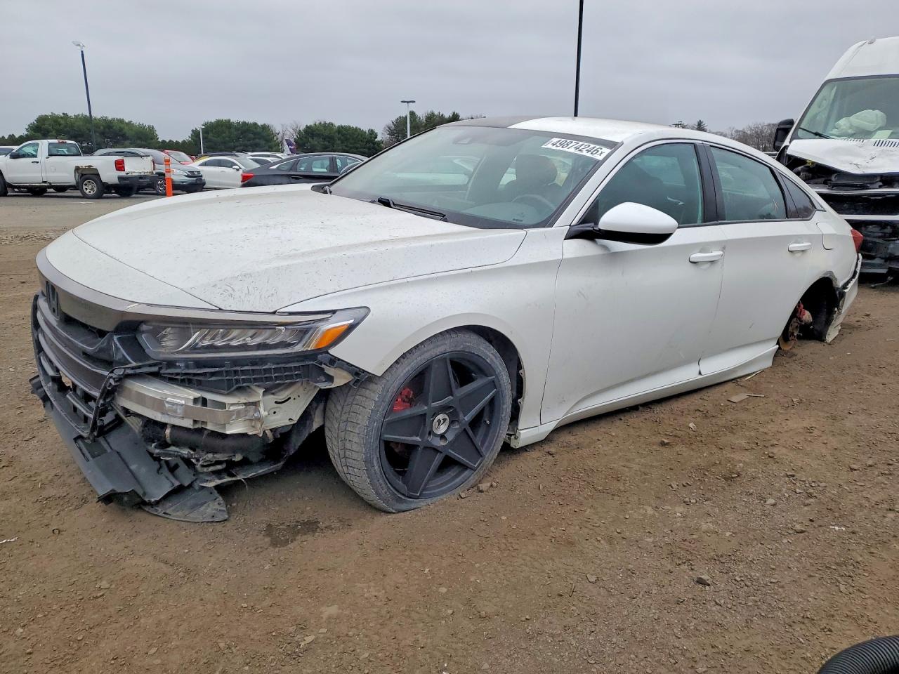 Salvage Honda Accord Image