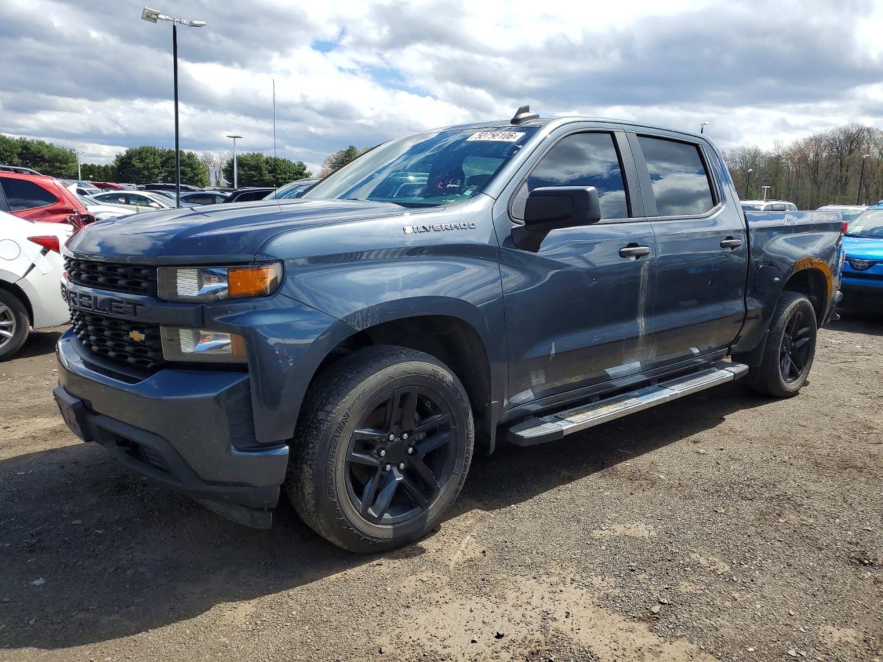 Salvage Chevrolet Silverado Image