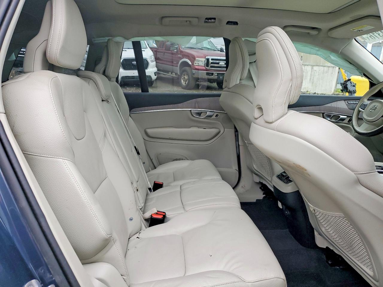 Volvo XC90 Plus