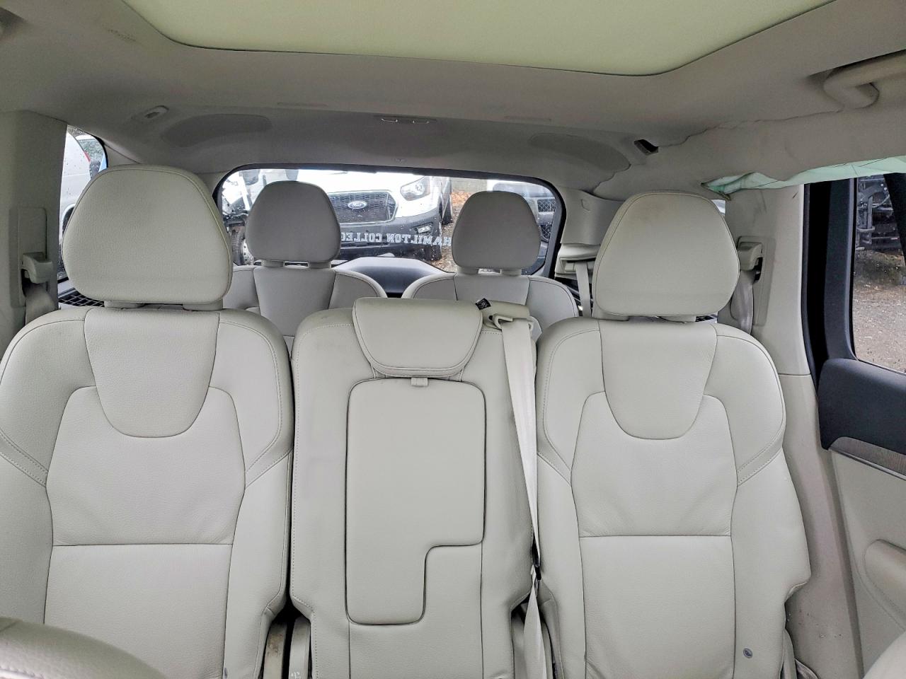 Volvo XC90 Plus