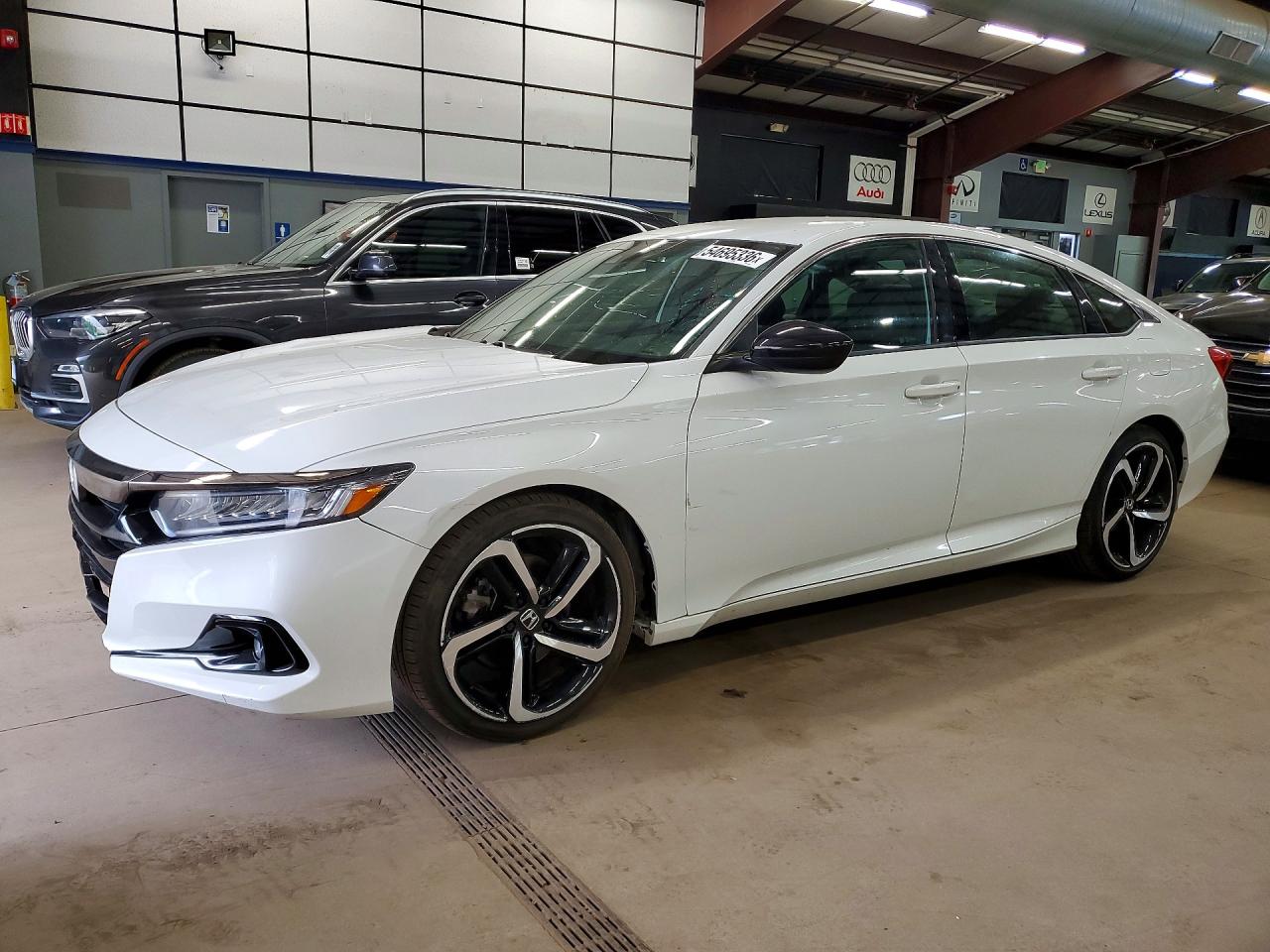 Salvage Honda Accord Image