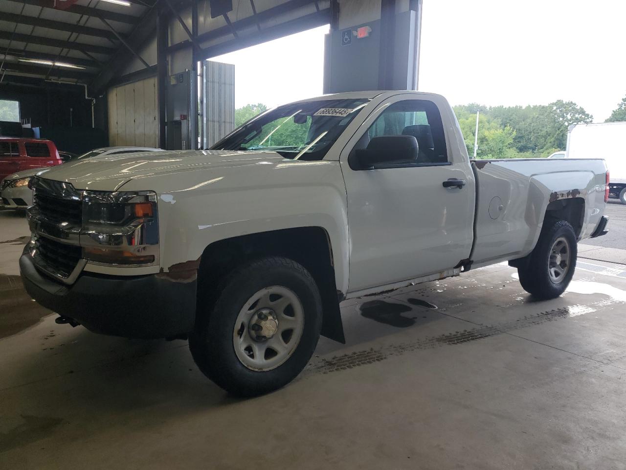 Salvage Chevrolet Silverado Image