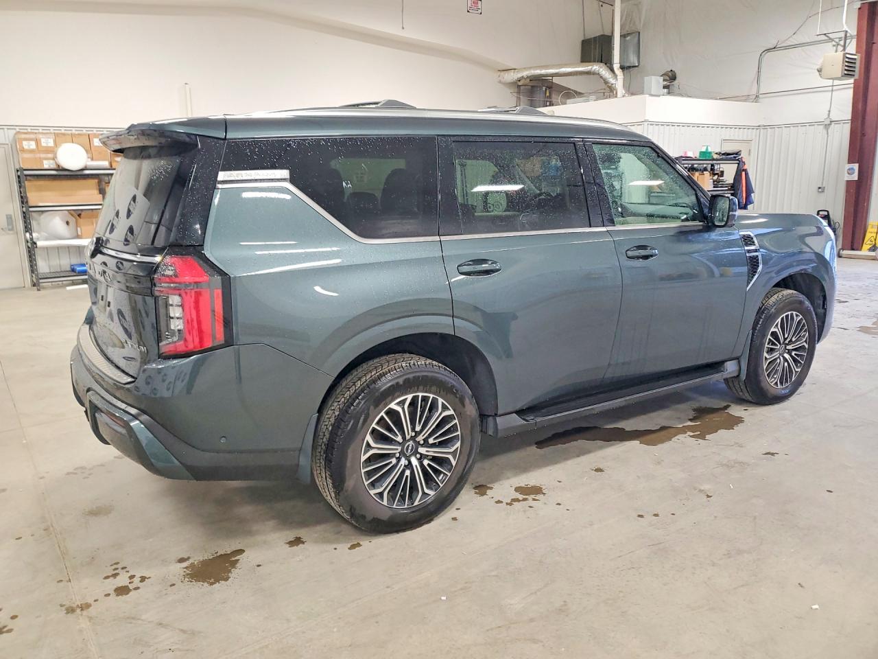 Nissan Armada Platinum