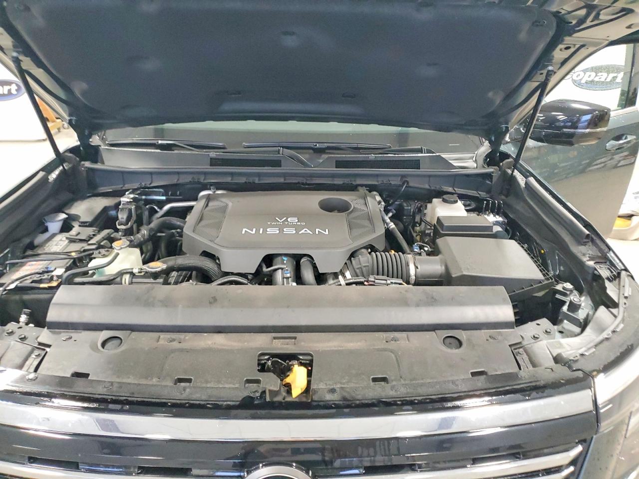 Nissan Armada Platinum