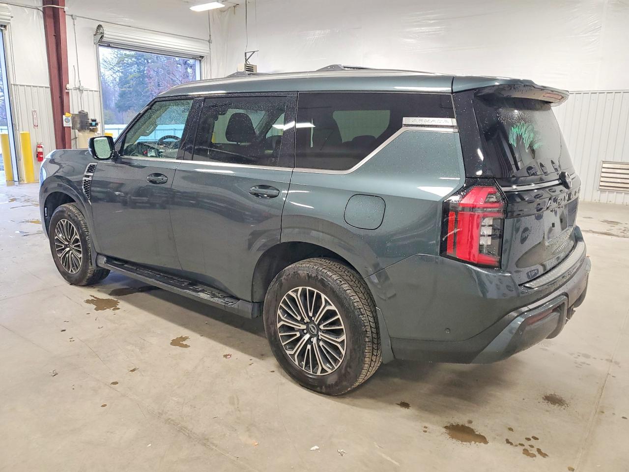 Nissan Armada Platinum