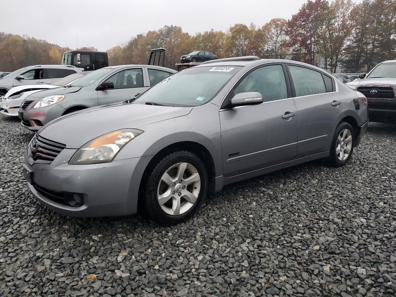 Salvage Nissan Altima Image