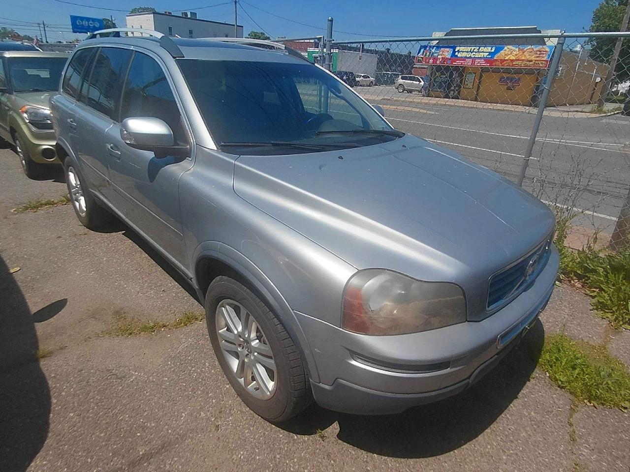 2011 Volvo XC90 YV4952CY8B1******