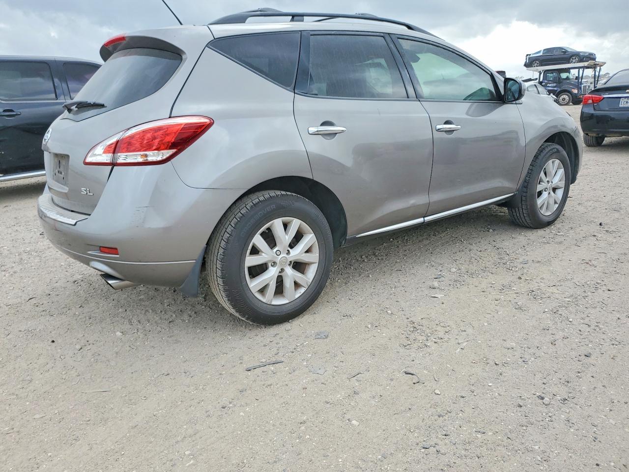 Nissan Murano S