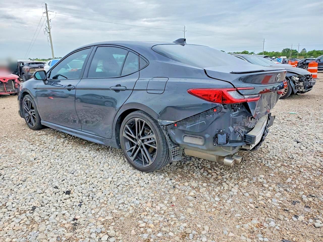 Toyota Camry Xse