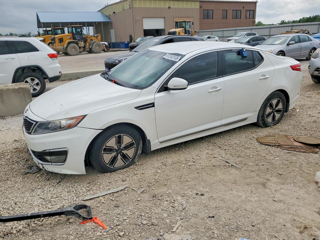 Salvage Kia Optima Image