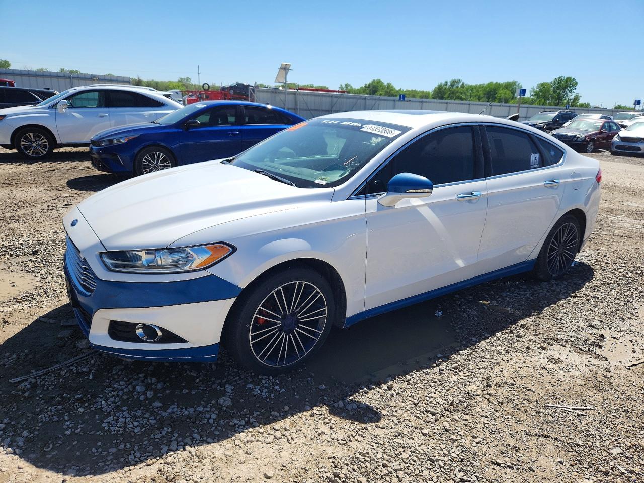 Salvage Ford Fusion Image
