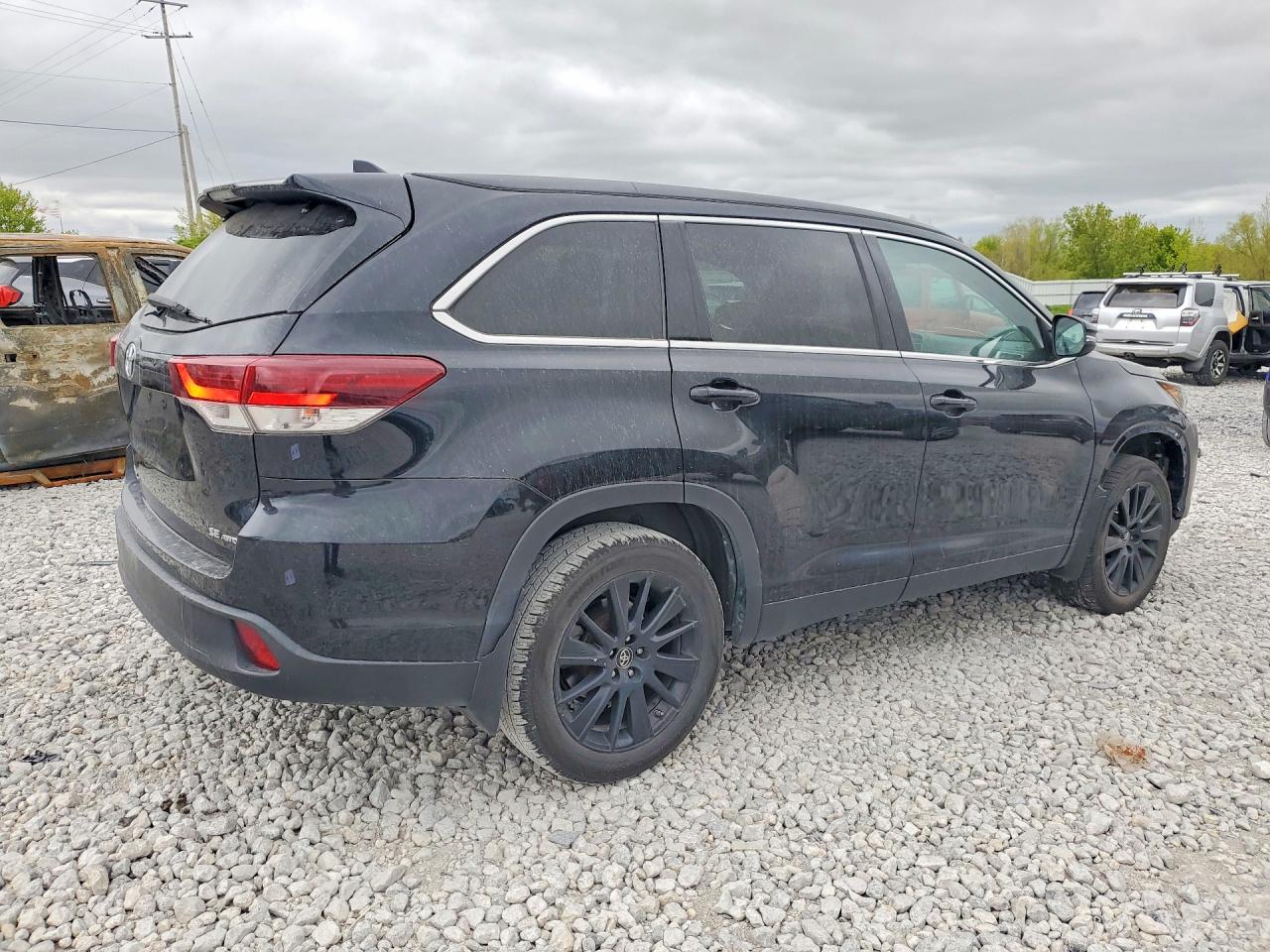 Toyota Highlander Se