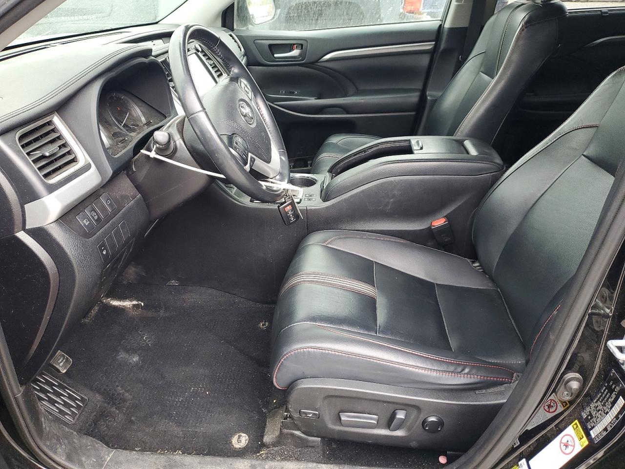 Toyota Highlander Se