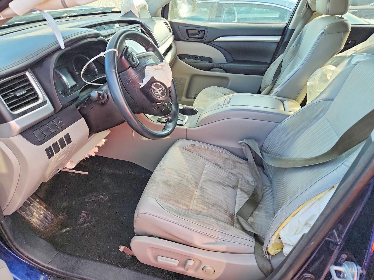 Toyota Highlander Le Plus