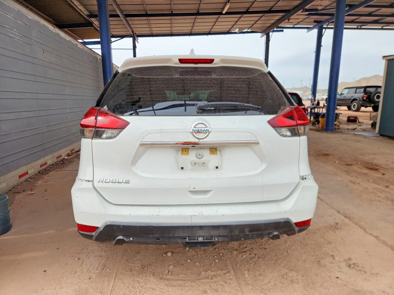 Nissan Rogue S