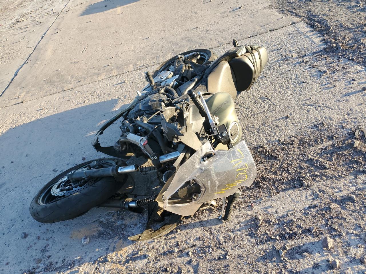 Kawasaki Ex650 P P