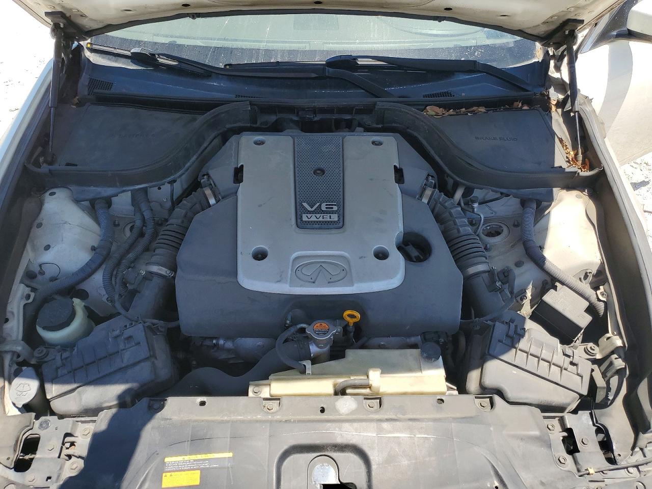 INFINITI G37 Journey
