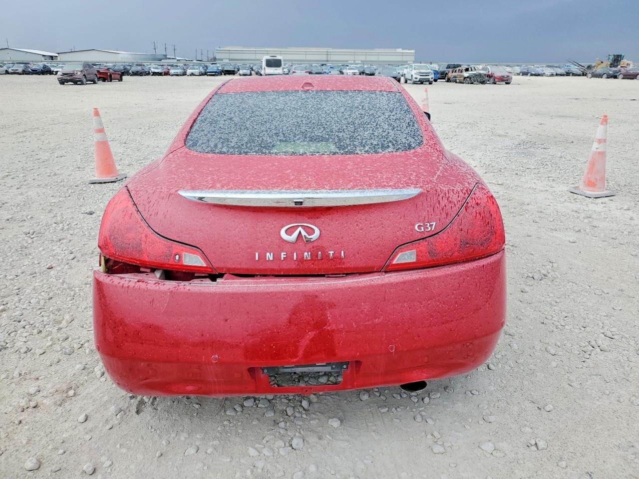 INFINITI G37 Base