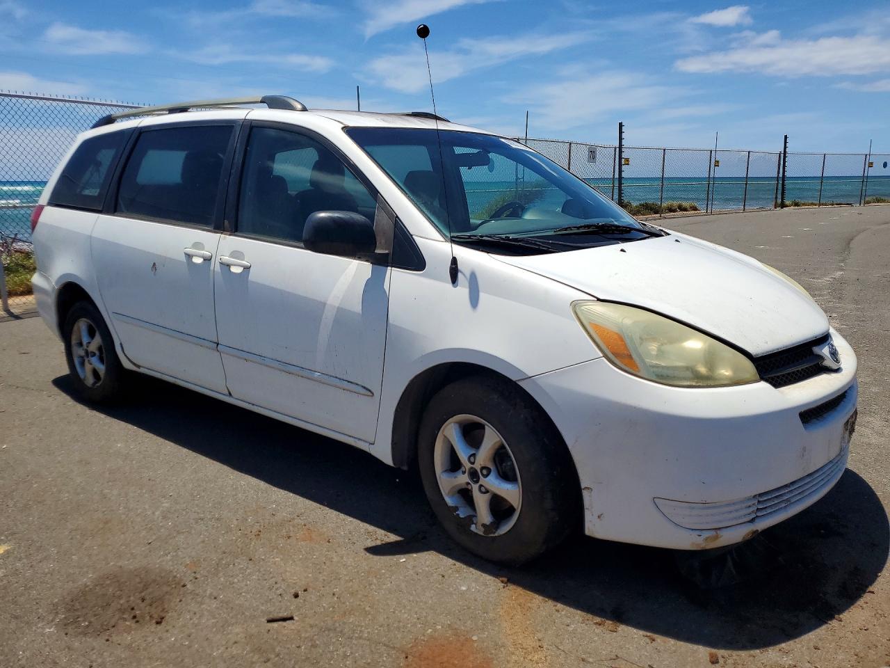 Toyota Sienna Ce 7 Passenger