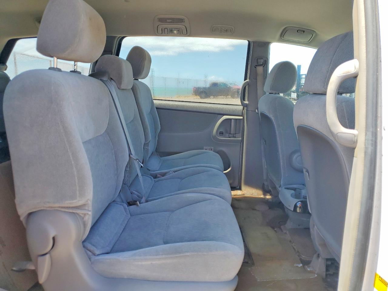 Toyota Sienna Ce 7 Passenger