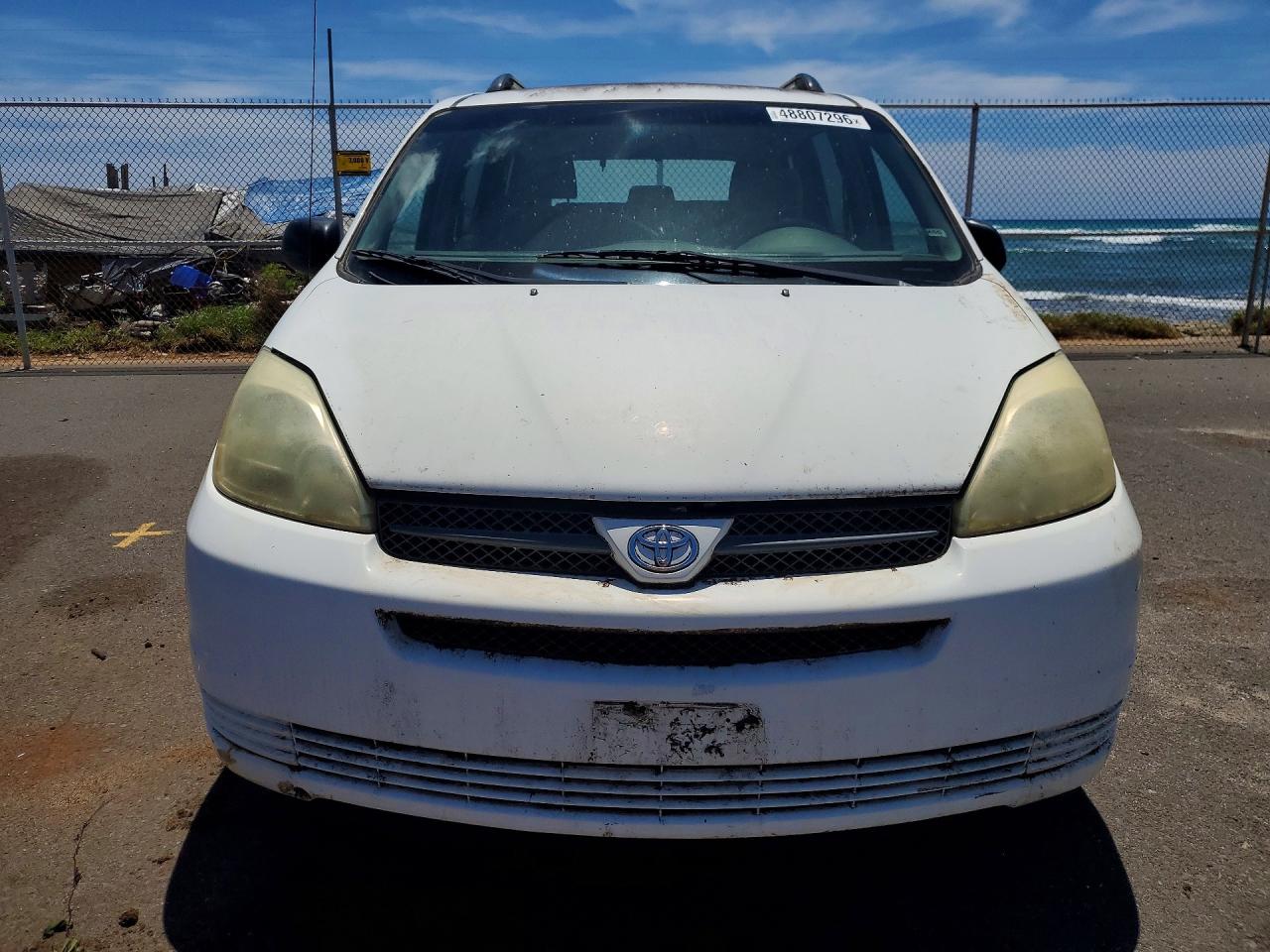 Toyota Sienna Ce 7 Passenger