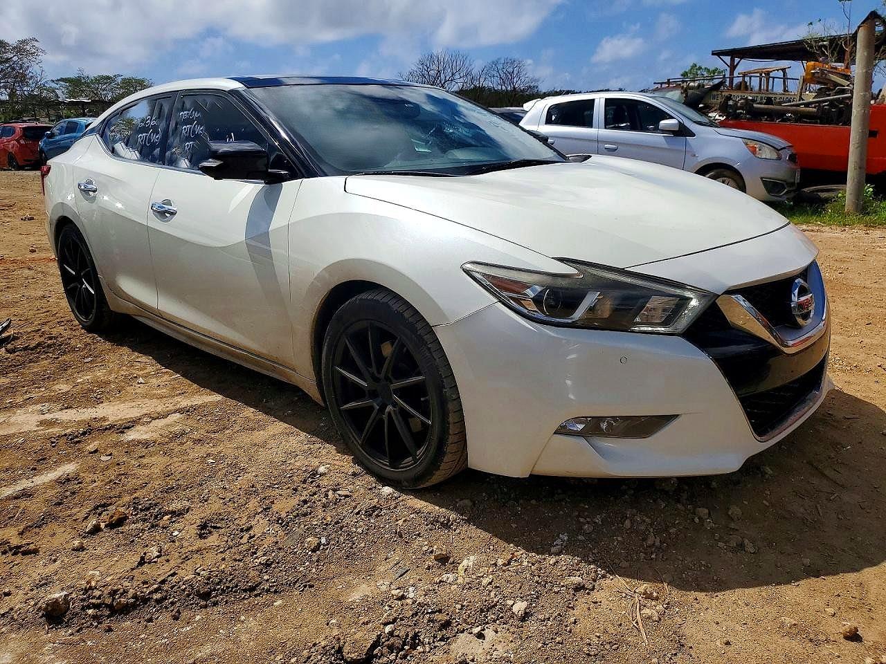Nissan Maxima Platinum