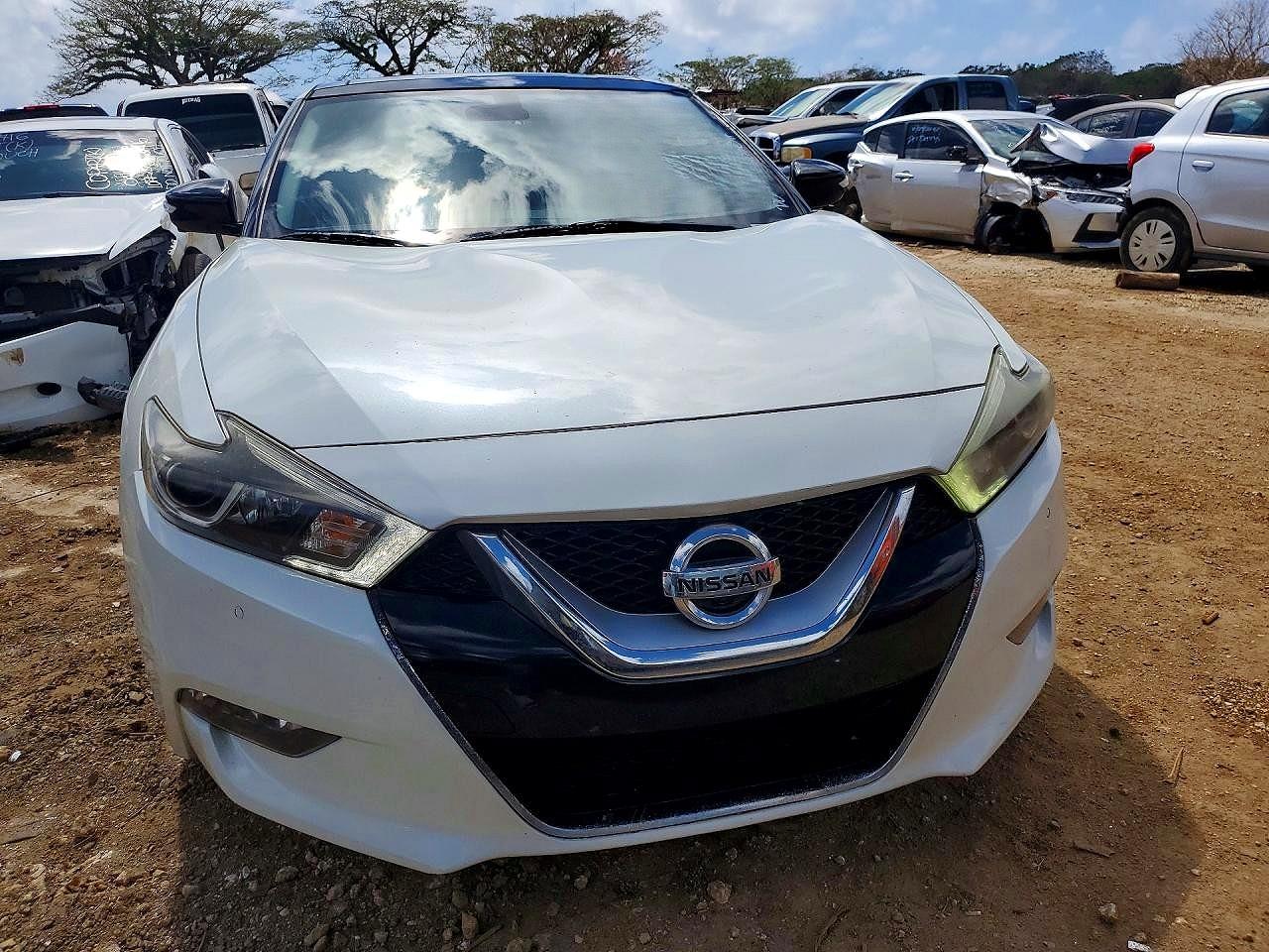 Nissan Maxima Platinum