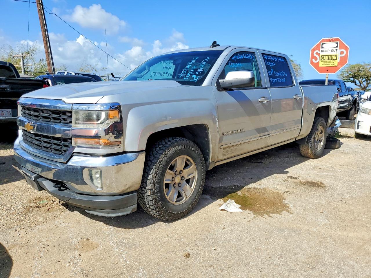 Salvage Chevrolet Silverado Image