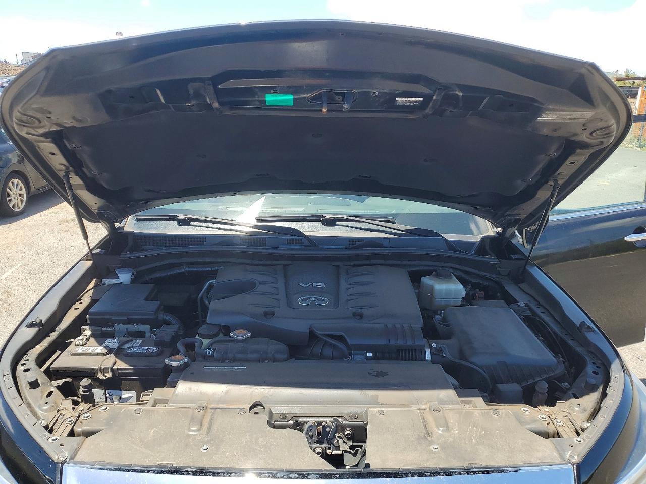 INFINITI Qx Base