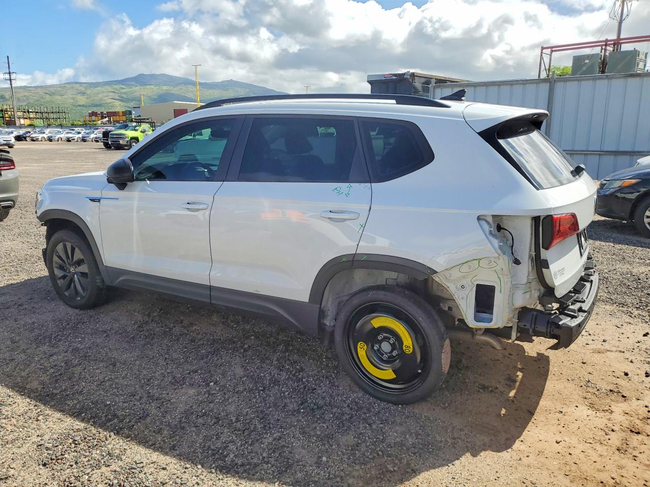 Volkswagen Taos S