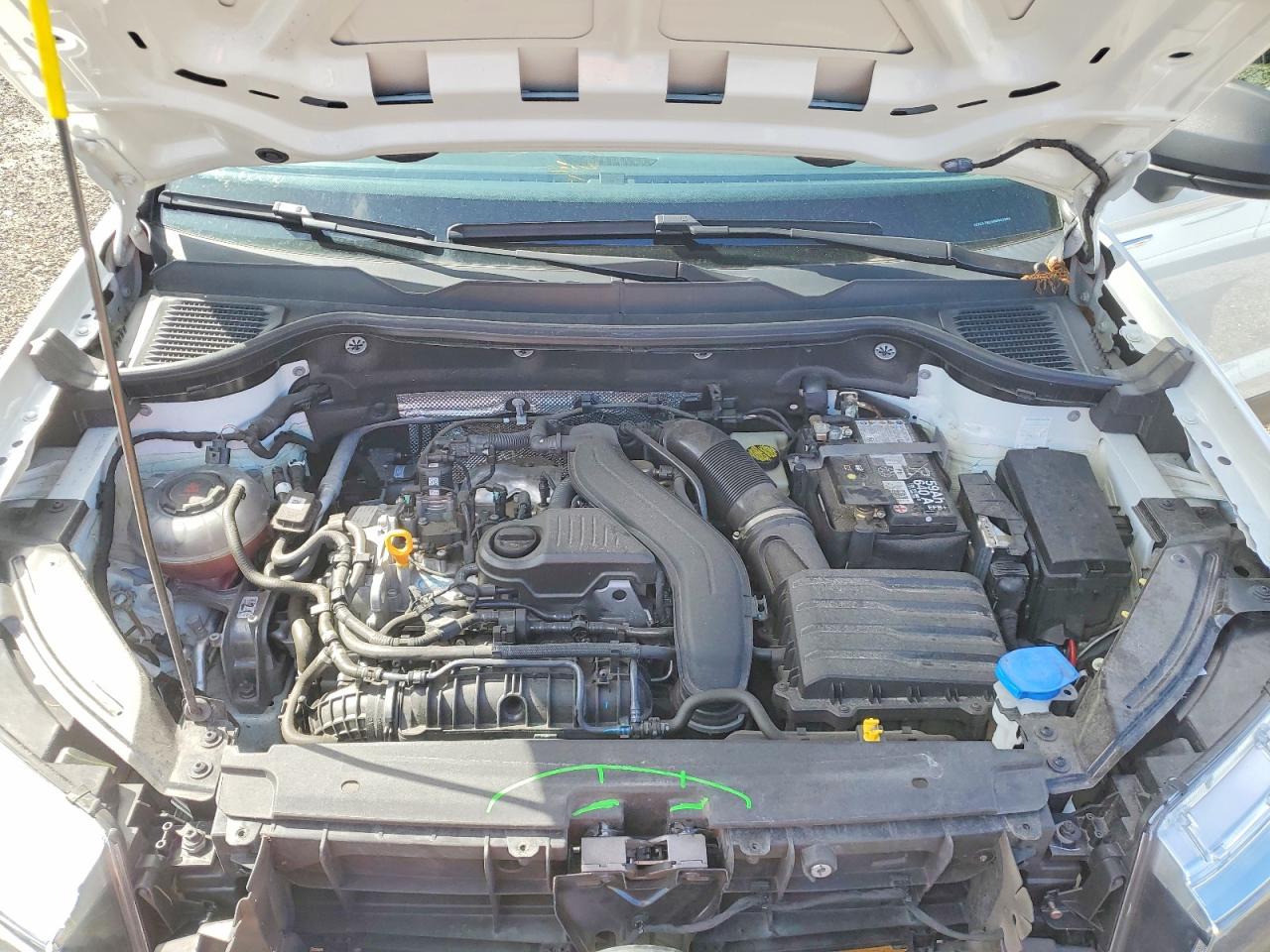 Volkswagen Taos S