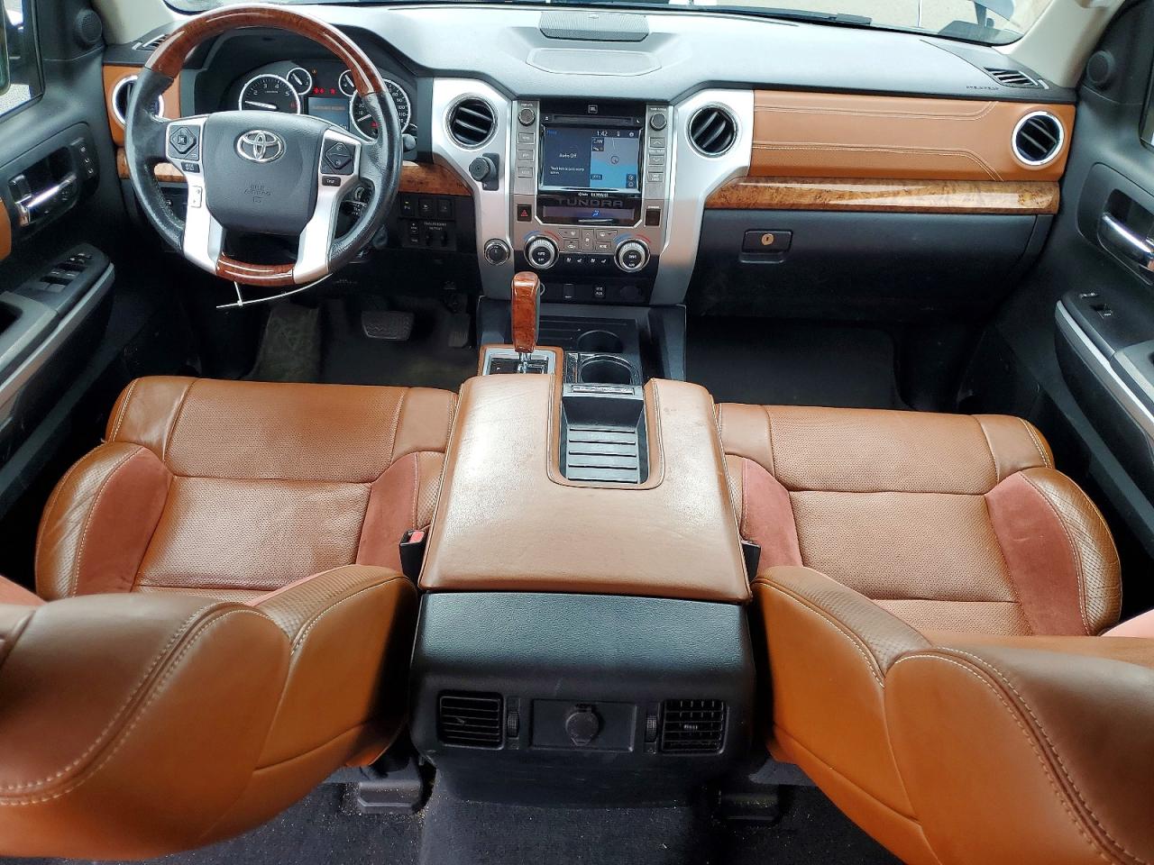 Toyota Tundra Crewmax 1794