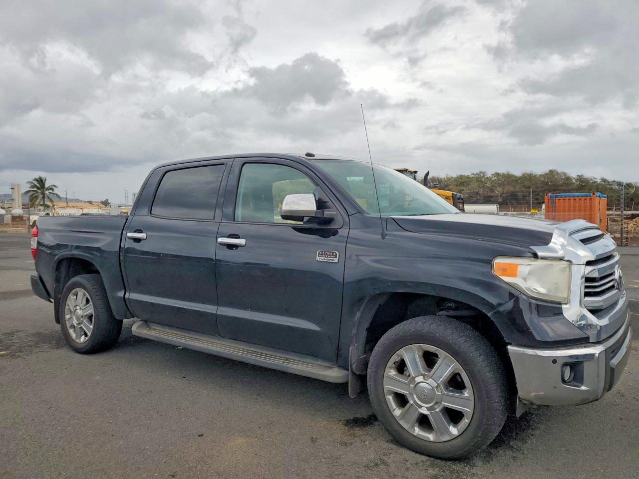 Toyota Tundra Crewmax 1794