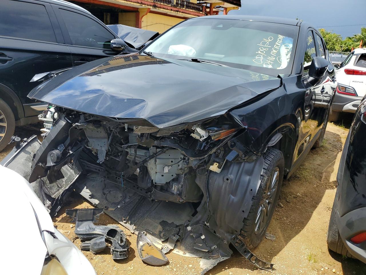 Salvage Mazda Cx Image