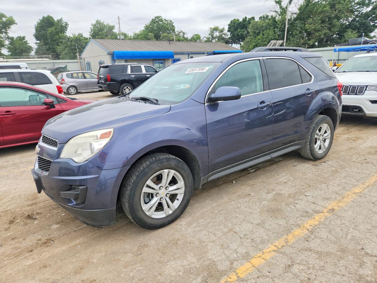 Salvage Chevrolet Equinox Image