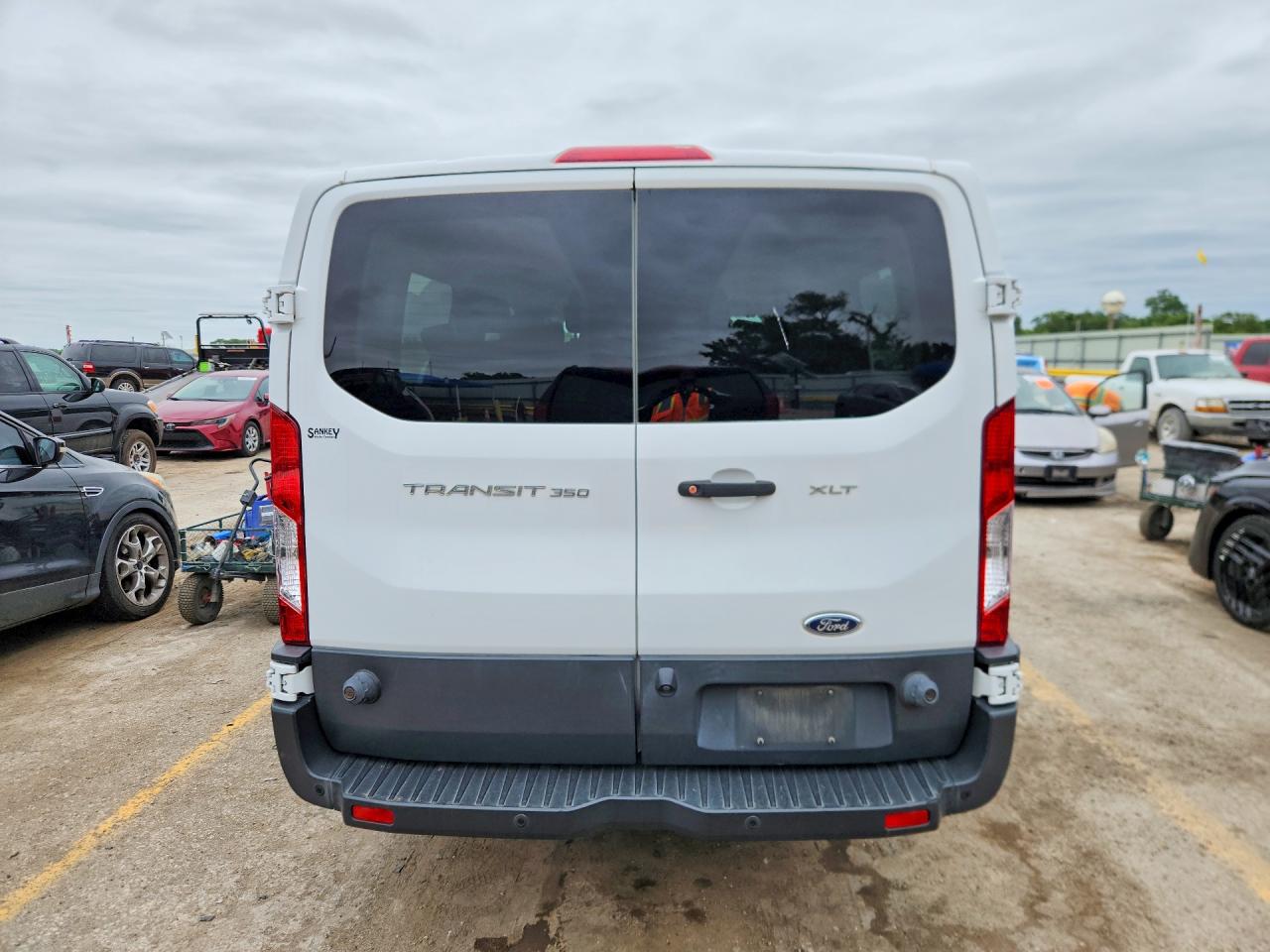 Ford Transit T-350