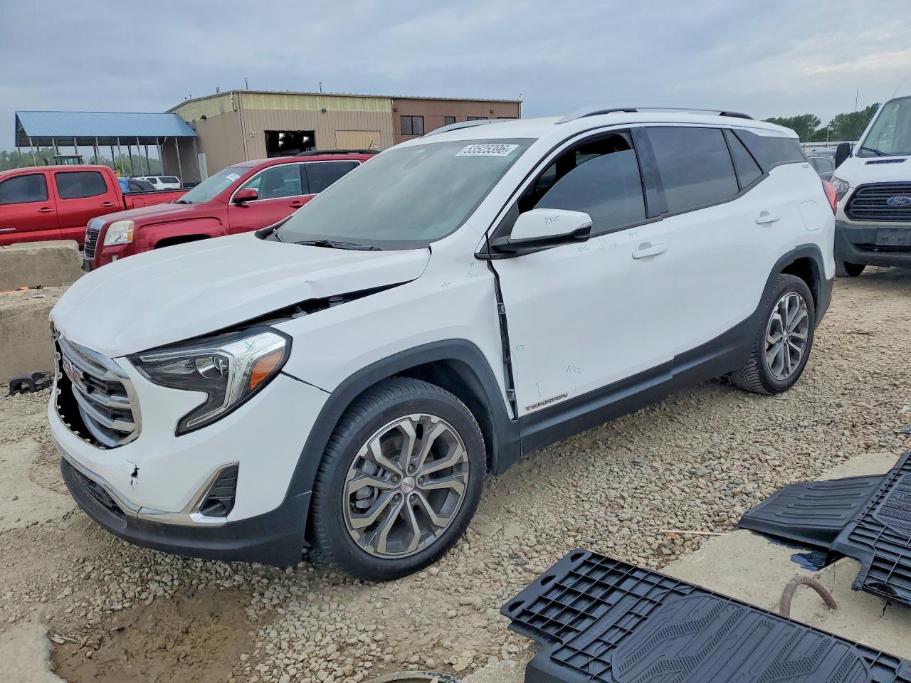 Salvage GMC Terrain Image