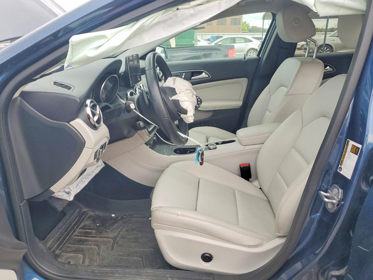 Mercedes-Benz GLA 250 4matic