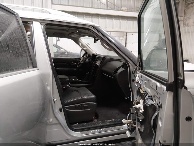 INFINITI Qx Luxe Awd